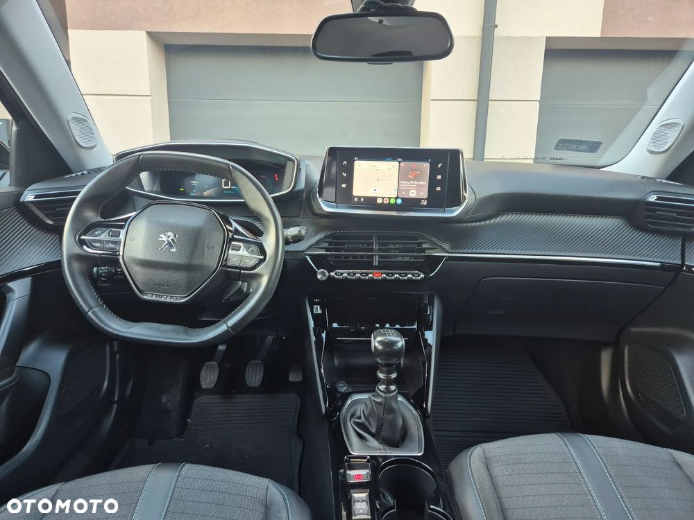 Peugeot 2008 1.2 PureTech Allure Pack S&S - 11