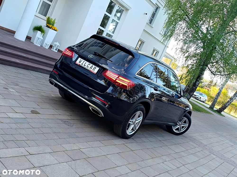 Mercedes-Benz GLC - 40