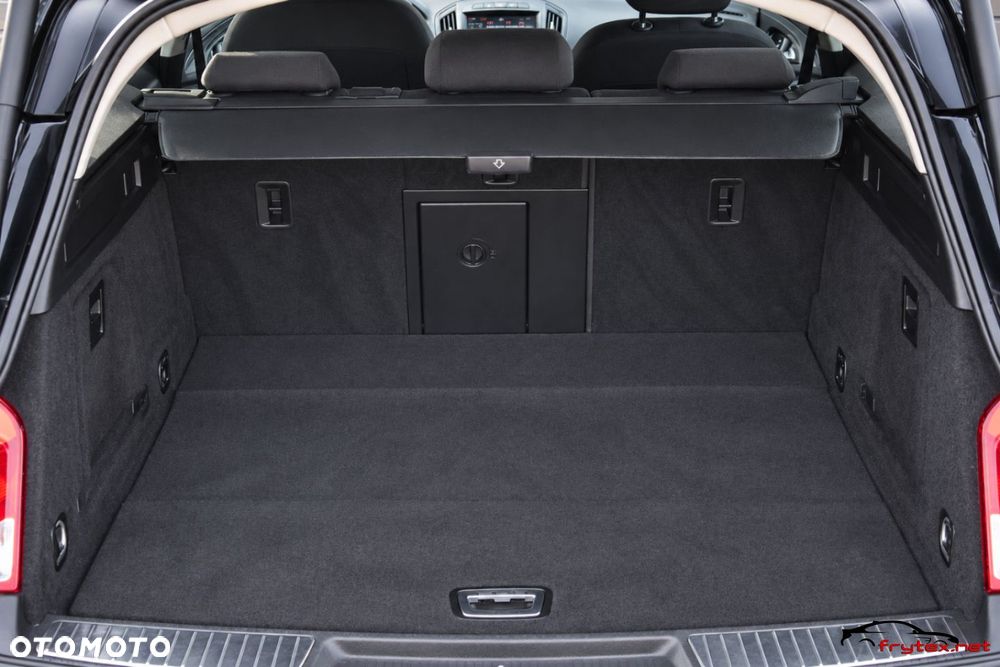 Opel Insignia - 21