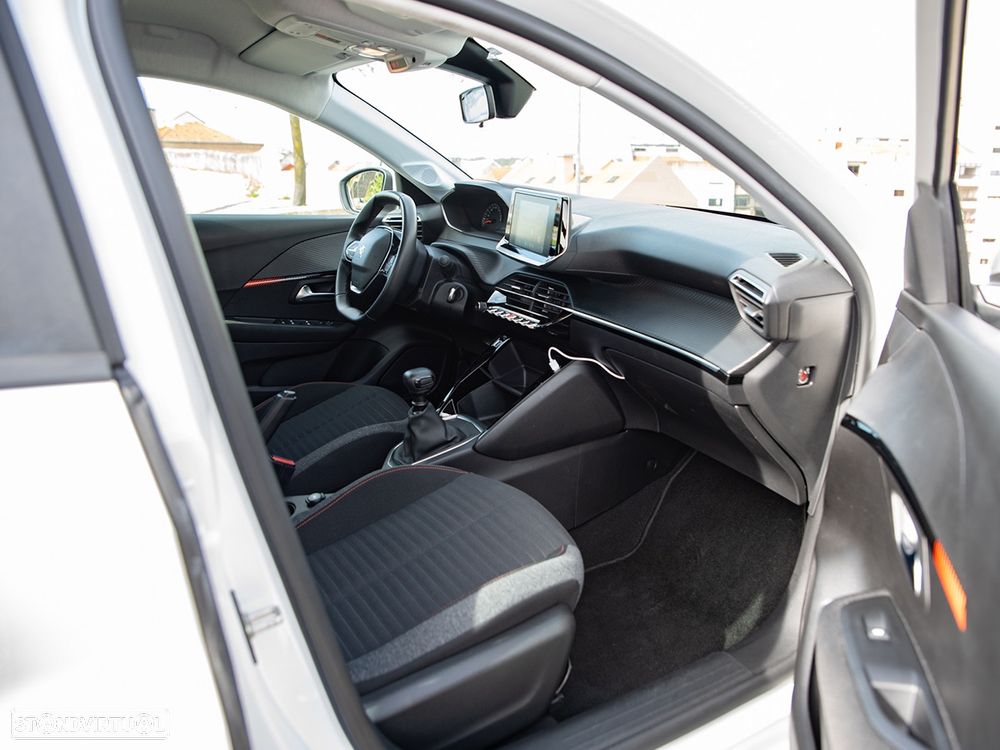 Peugeot 208 PureTech 100 Business - 10