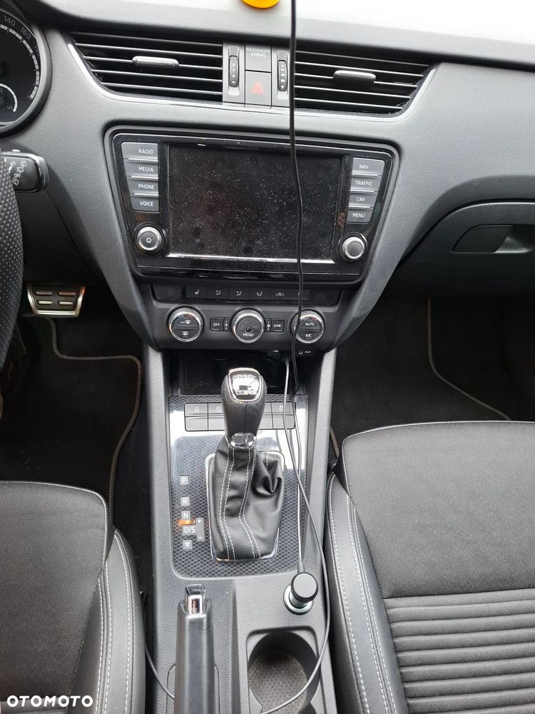 Skoda Octavia 2.0 TSI RS DSG - 15