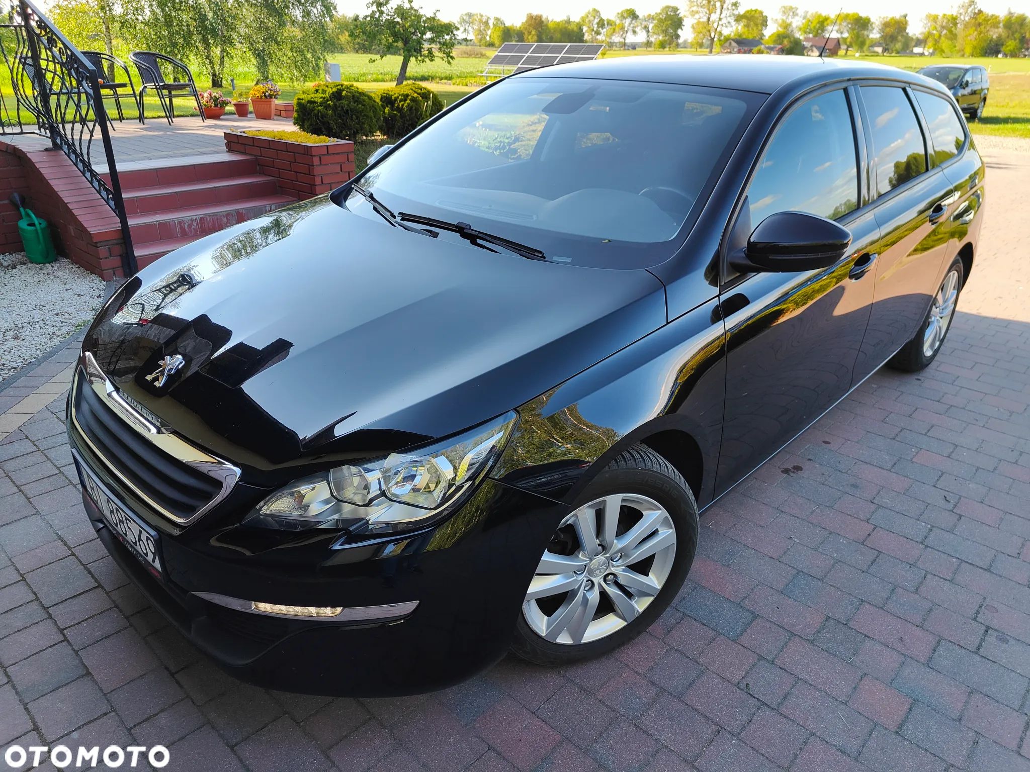 Peugeot 308 - 1
