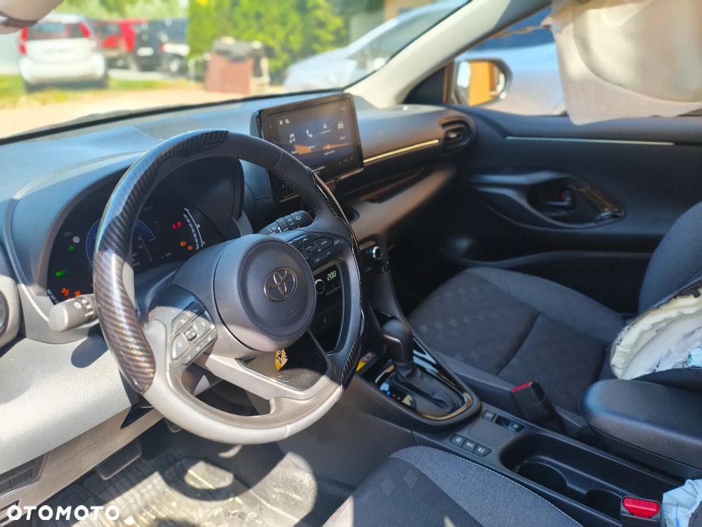 Toyota Yaris - 17