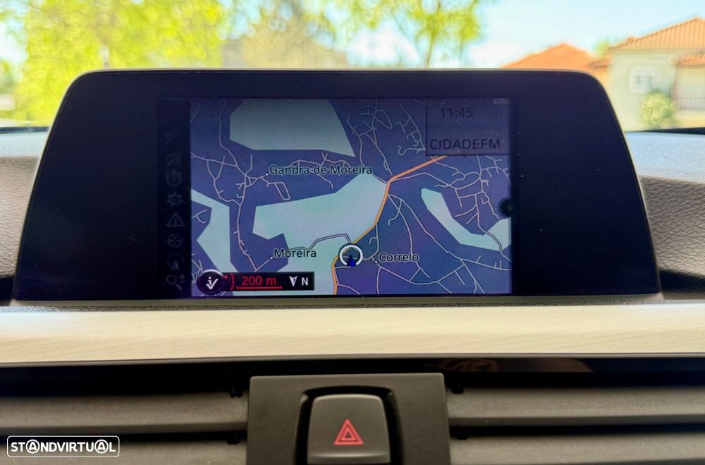 BMW 328 i Pack M - 30