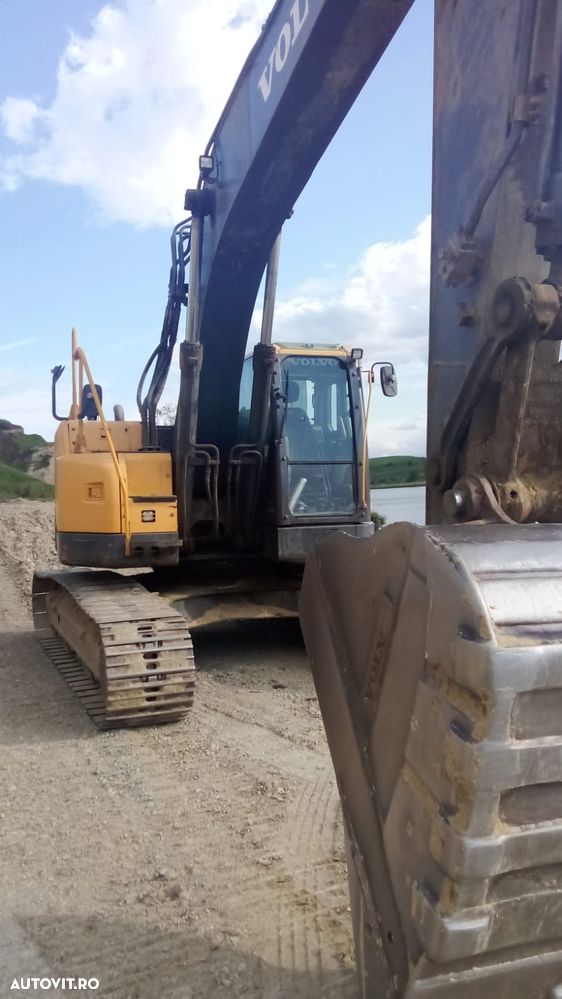 Volvo ECR 235 CL - 2