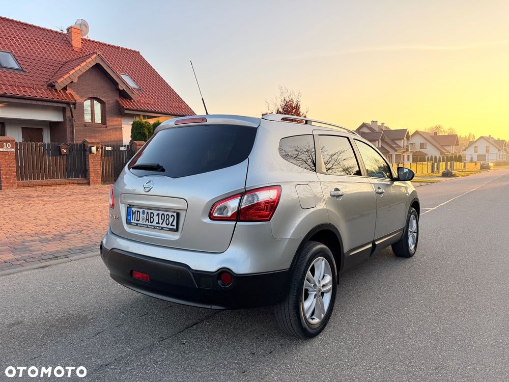 Nissan Qashqai+2 - 3