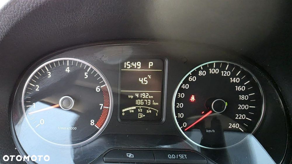 Volkswagen Polo - 12