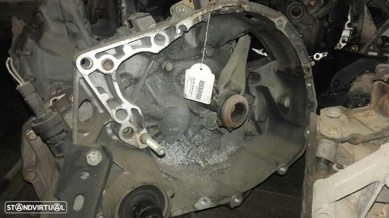 CAIXA DE VELOCIDADES RENAULT CLIO II FASE I BCB0 - 1