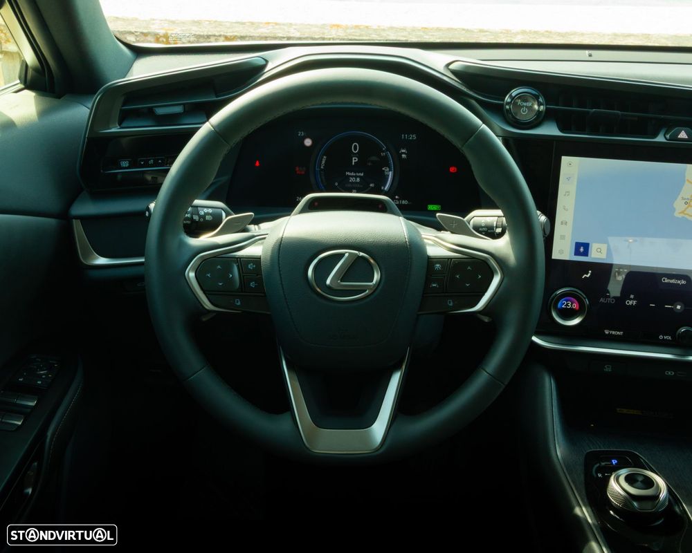 Lexus RZ 450e Premium Monotone c/ mala elétrica - 10
