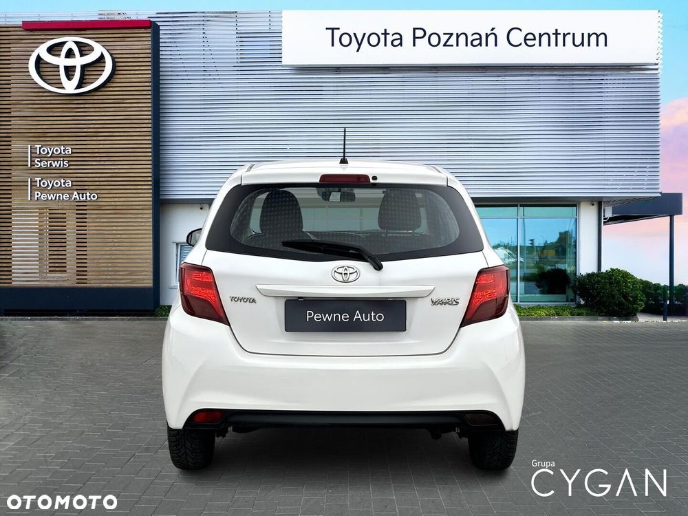 Toyota Yaris - 4