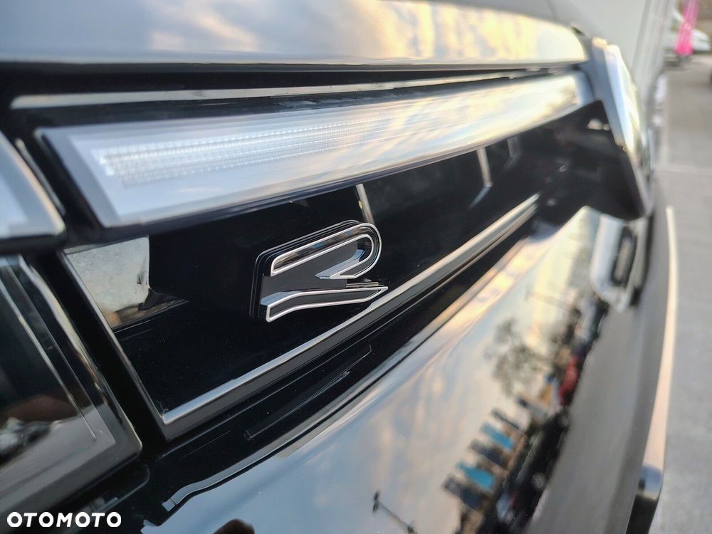 Volkswagen Passat - 32