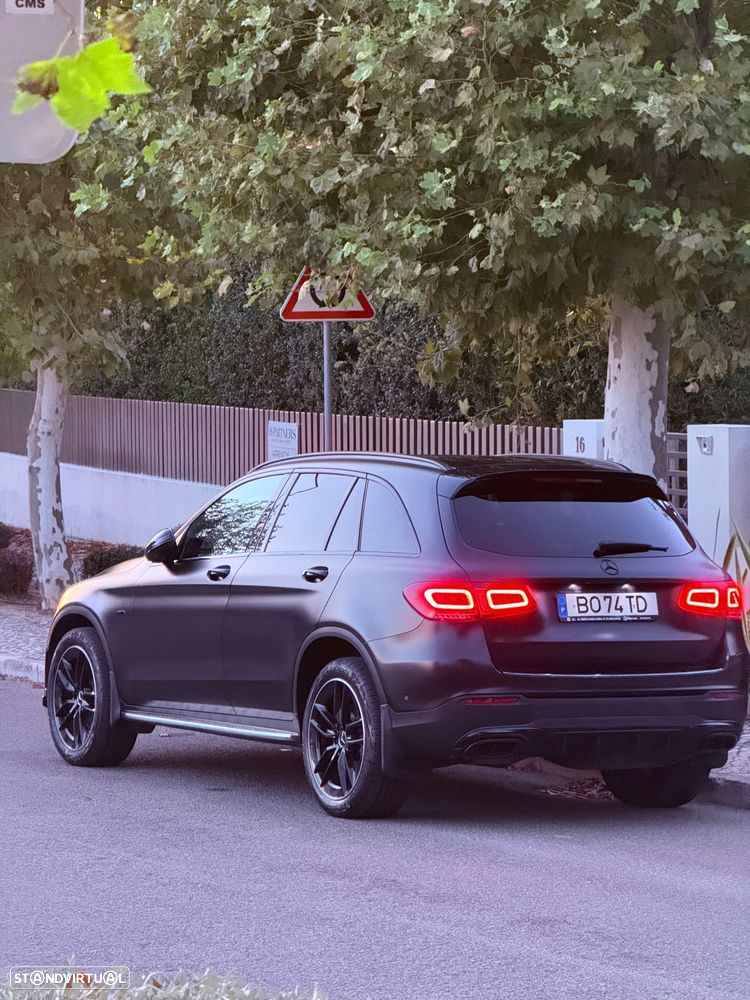 Mercedes-Benz GLC 300 de 4Matic 9G-TRONIC AMG Line - 22