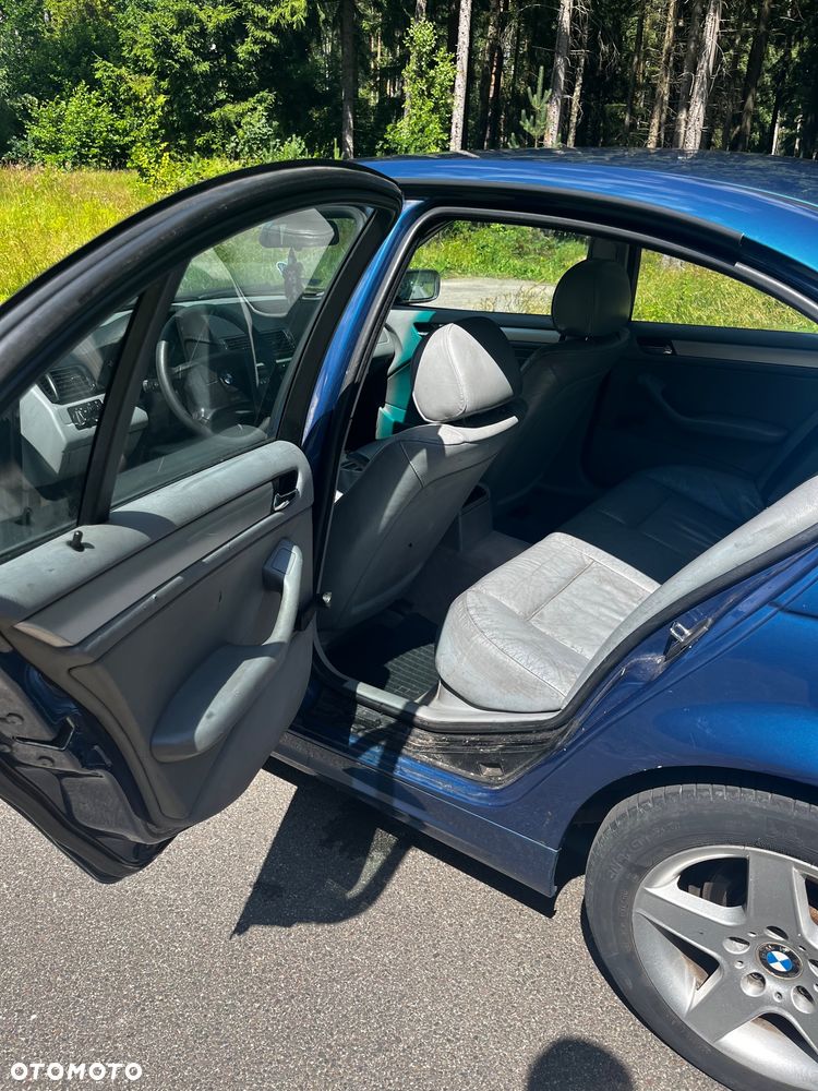 BMW Seria 3 - 8