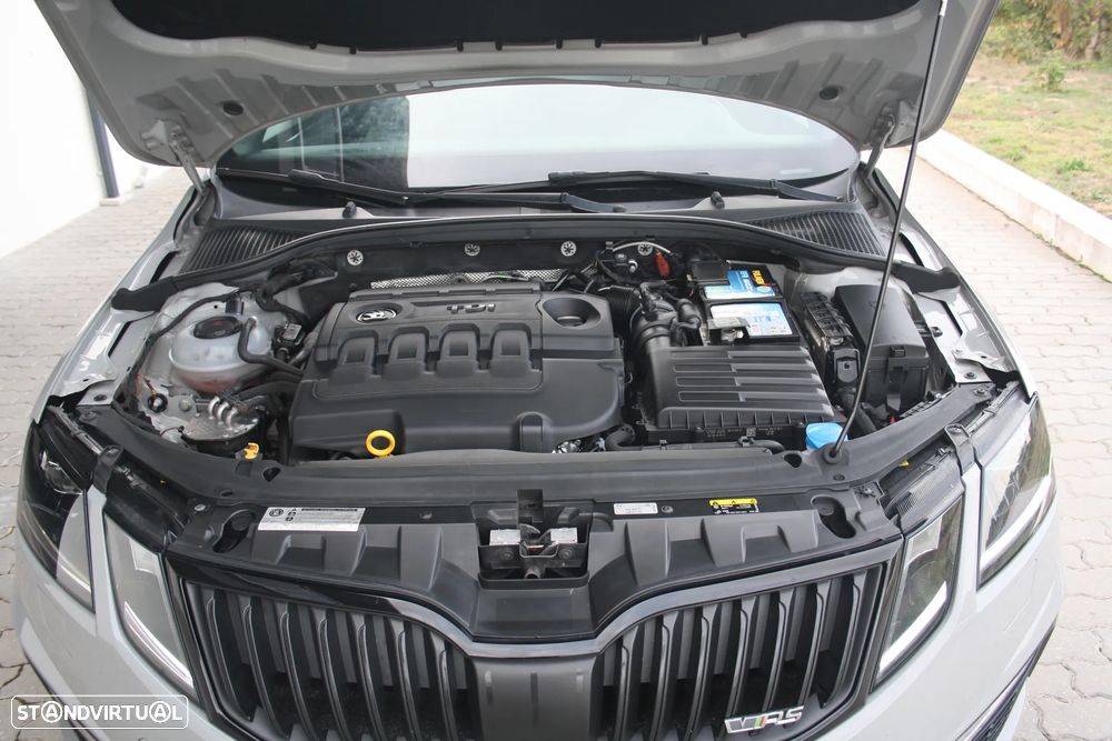 Skoda Octavia Break 2.0 TDI DSG RS - 16