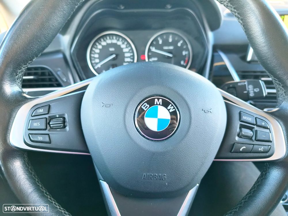 BMW 218 Active Tourer d Sport Line - 23