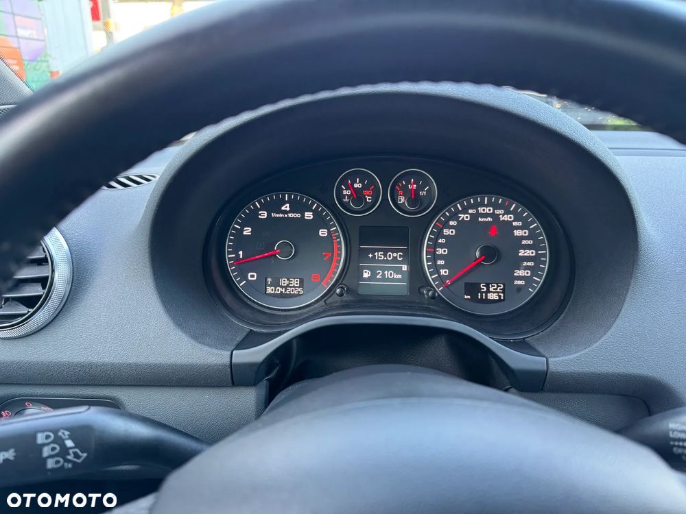 Audi A3 Sportback 1.8 TFSI Quattro Attraction - 10