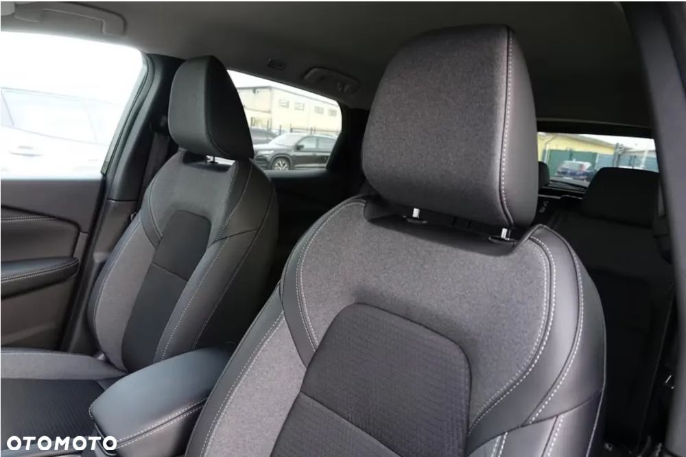 Nissan Qashqai 1.3 DIG-T MHEV N-Connecta Xtronic - 33