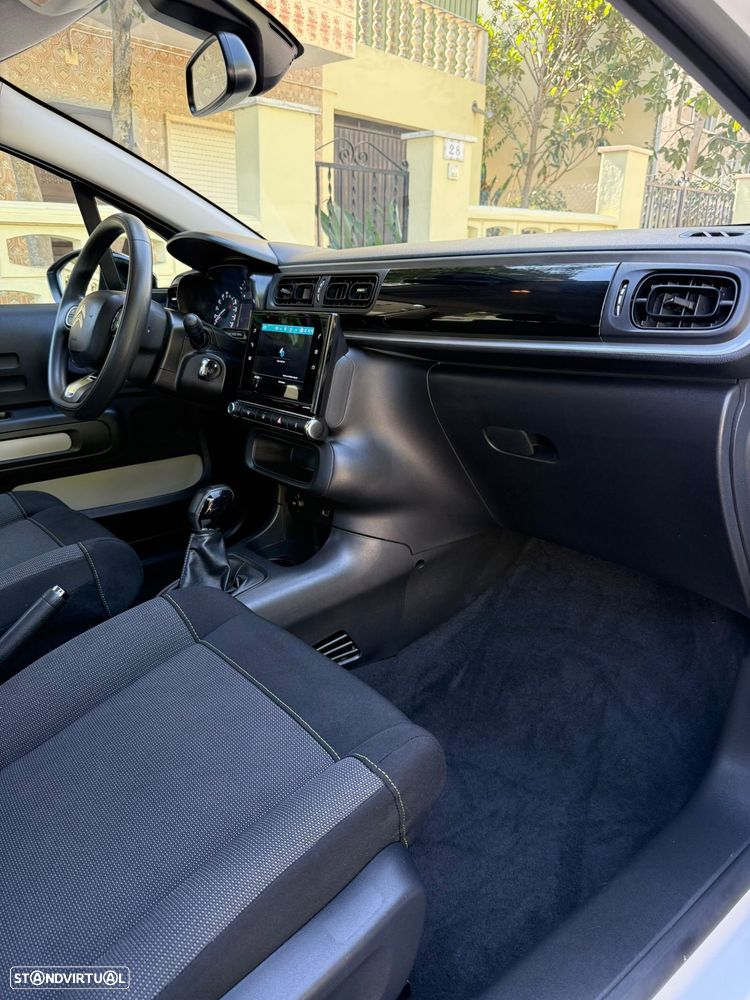 Citroën C3 1.2 PureTech Feel - 26