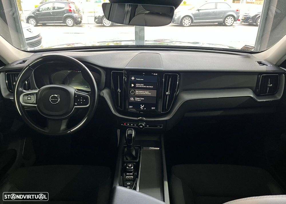 Volvo XC 60 2.0 D4 Momentum Plus - 10