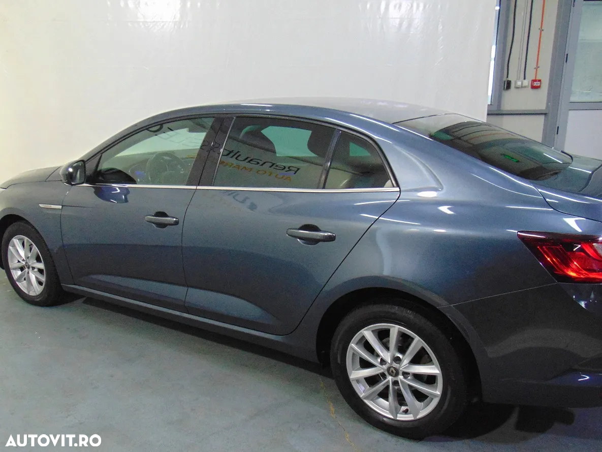 Renault Megane TCe 140 EDC GPF Intens - 8