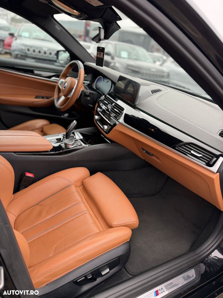 BMW Seria 5 520d xDrive AT - 9