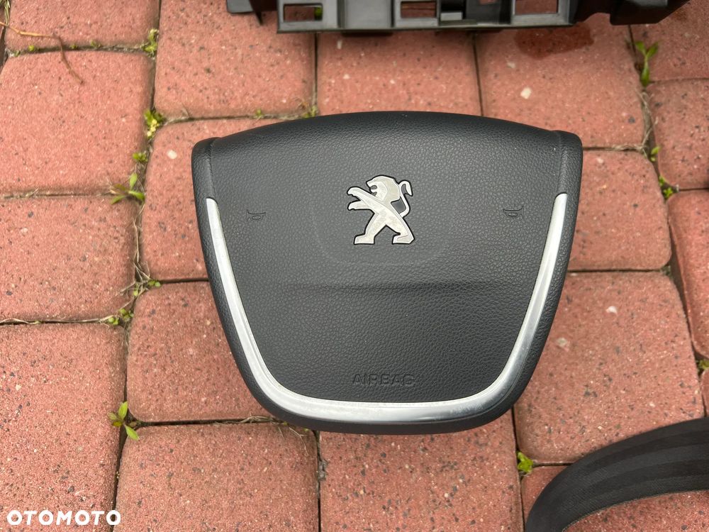 DESKA KONSOLA KOKPIT PODUSZKA PASY PEUGEOT 508 - 13