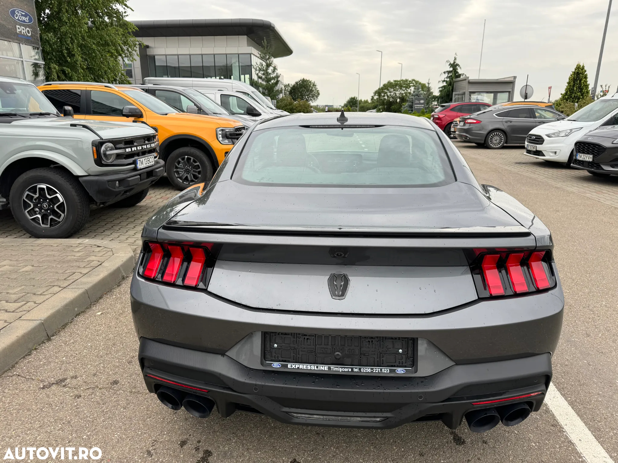 Ford Mustang - 21