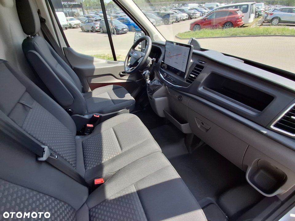 Ford Transit - 6