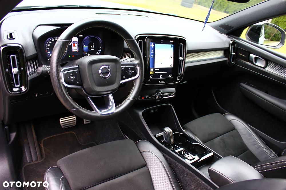 Volvo XC 40 ver-t5-plug--in-hybrid-r--design - 27