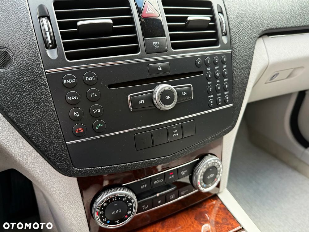 Mercedes-Benz Klasa C - 30