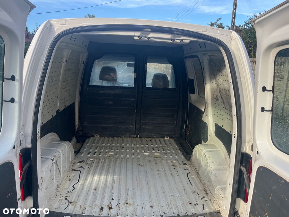 Volkswagen Caddy - 11