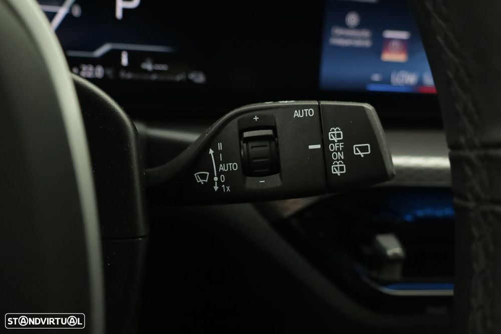 BMW 330 e Edição Desportiva M Auto - 19