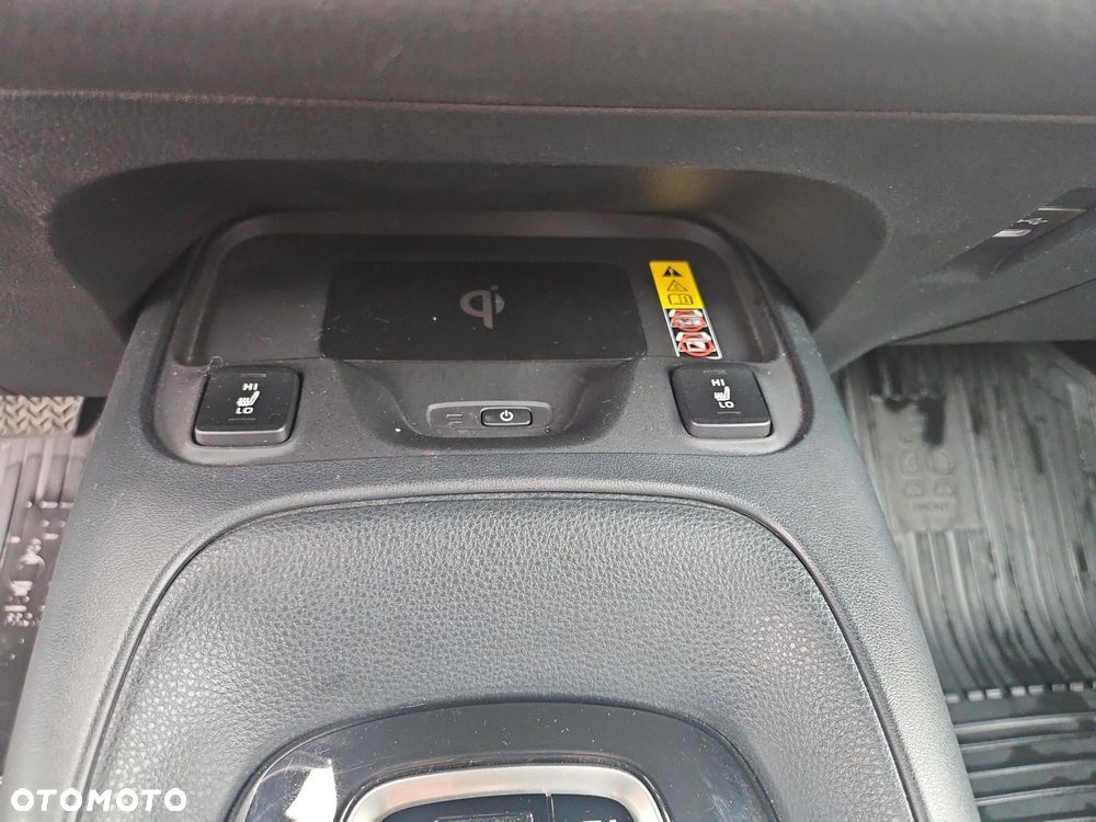 Toyota Corolla 1.8 Hybrid Comfort - 20