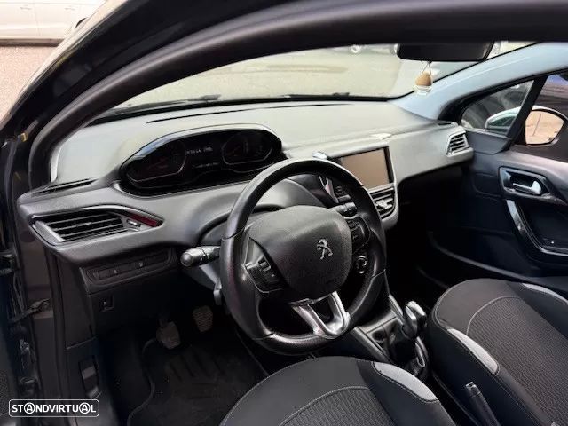 Peugeot 208 1.2 PureTech Active - 13