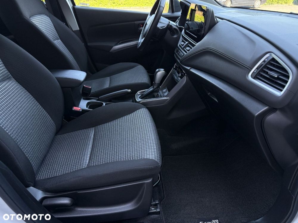 Suzuki SX4 S-Cross 1.4 SHVS Premium - 28