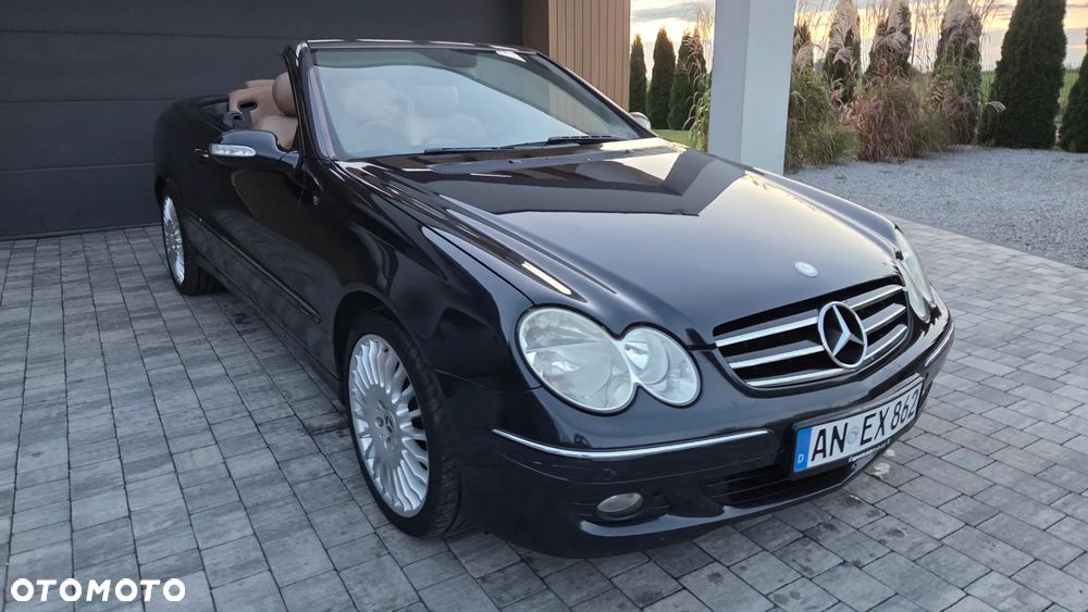 Mercedes-Benz CLK - 17