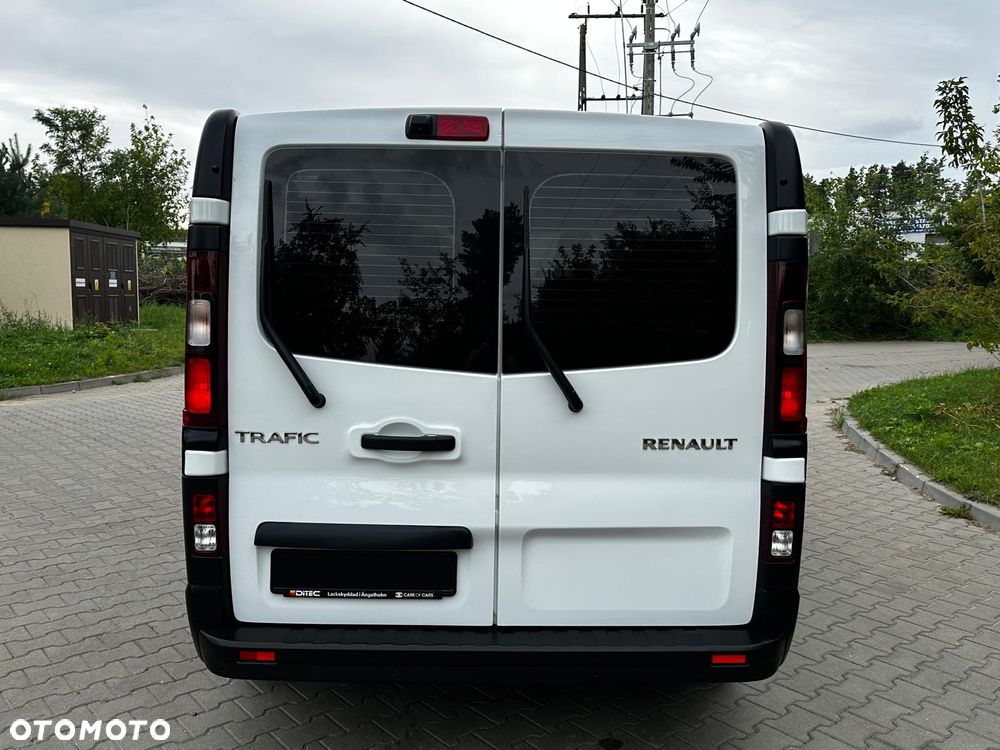 Renault Trafic Grand 2.0 dCi EDC - 16