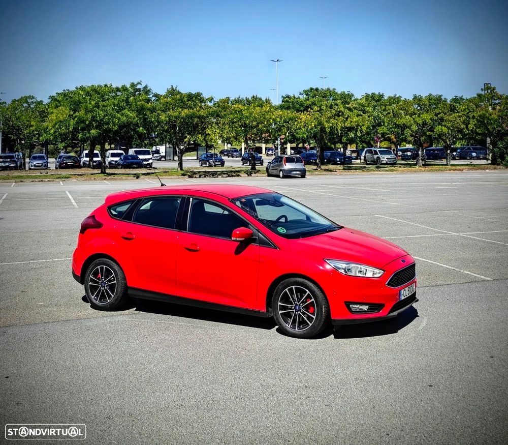 Ford Focus 1.0 SCTi Titanium Best - 27