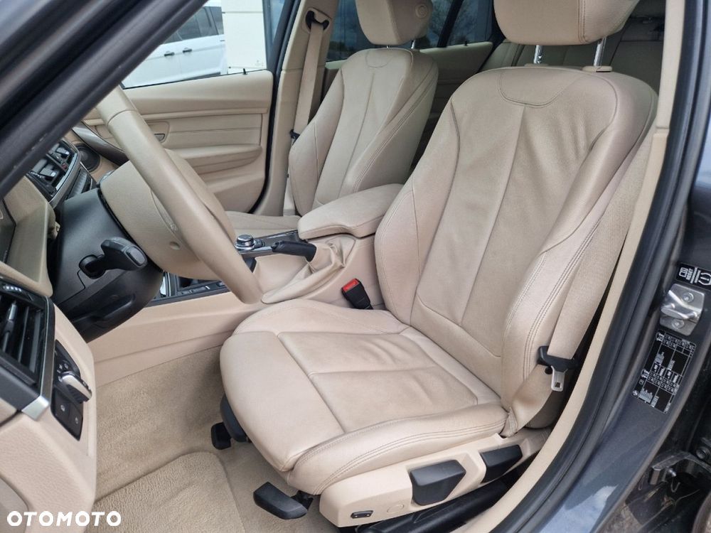 BMW Seria 3 318d Touring Modern Line - 10