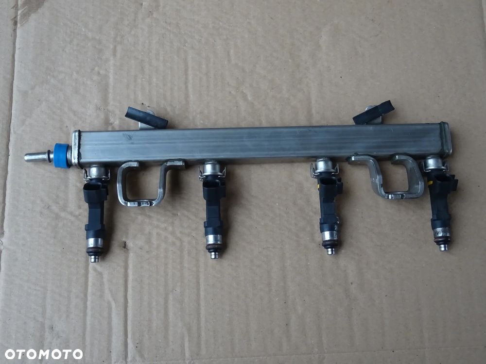 MAZDA 3 5 6 GG GH 1,8 2,0 16V LF95 LF94 LISTWA WTRYSKOWA WTRYSKIWACZE - 1