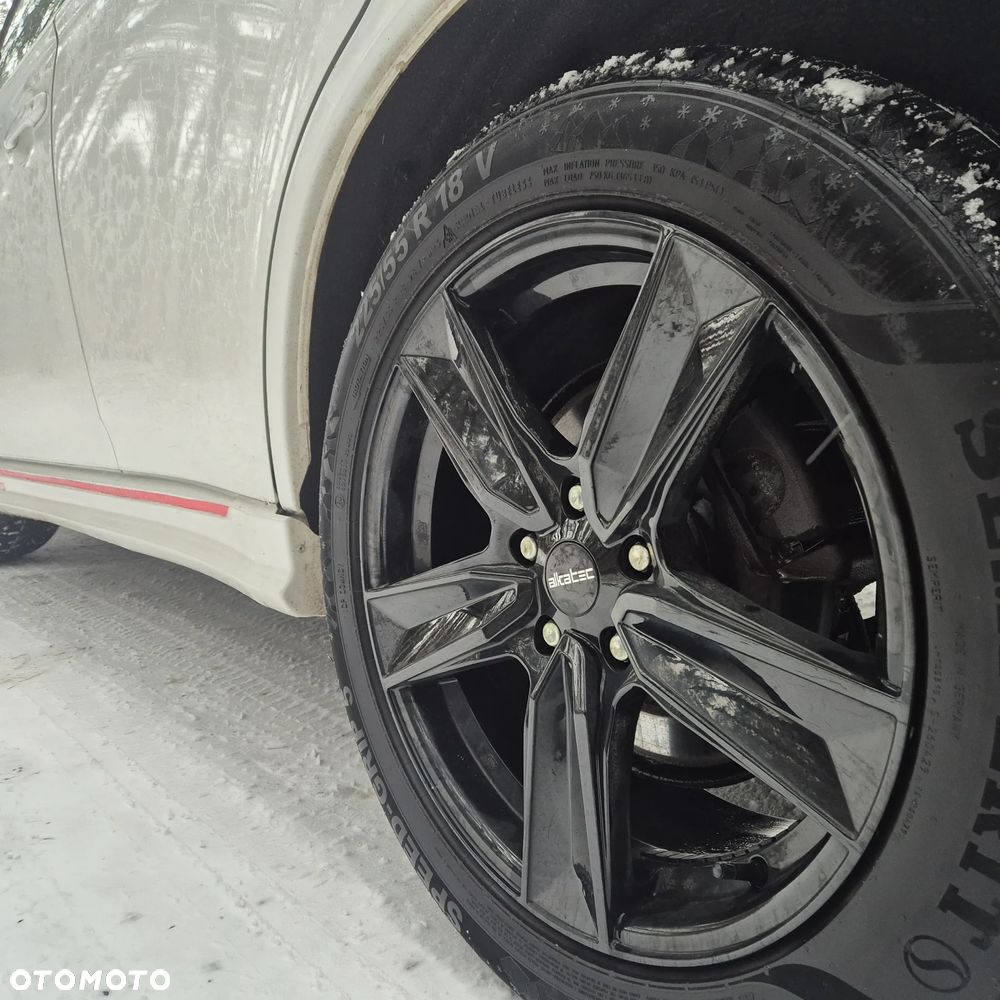 Mitsubishi Outlander - 35