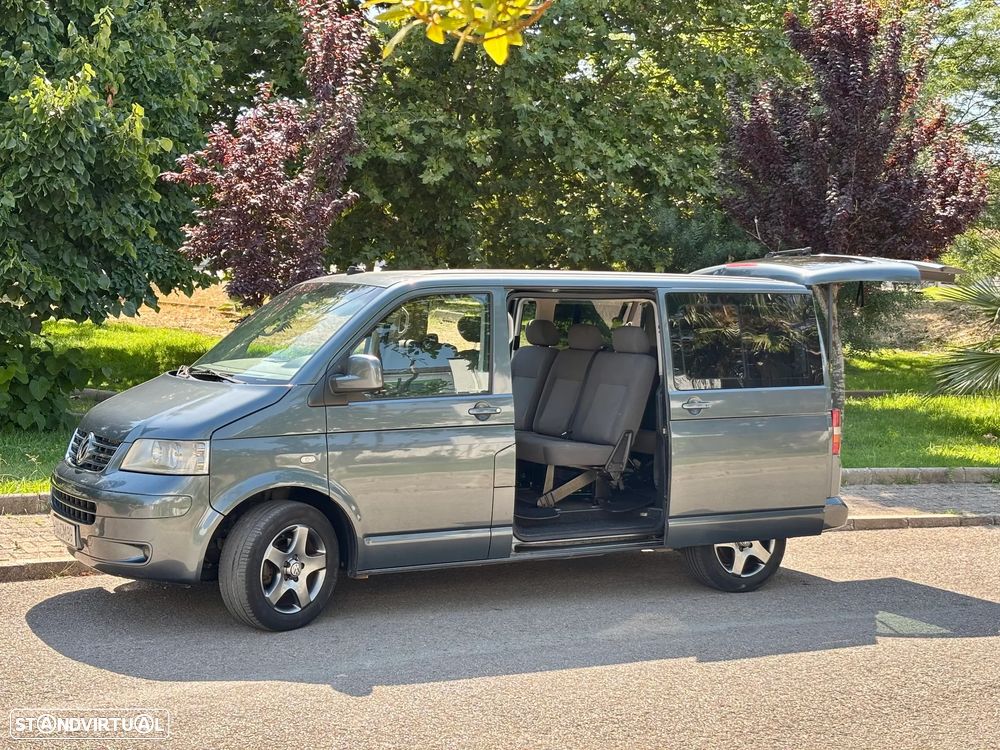 VW Caravelle 2.5 TDi Extra AC 9L - 13