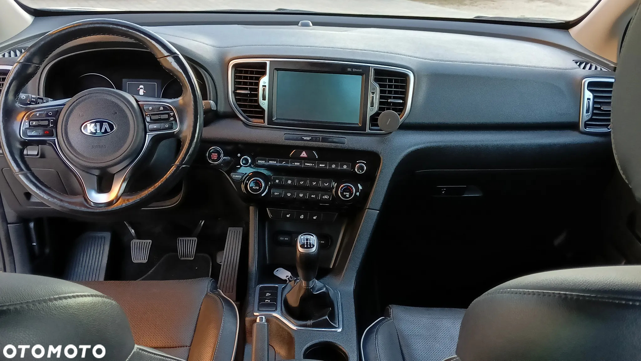 Kia Sportage 1.6 GDI L Business Line Plus 2WD - 27