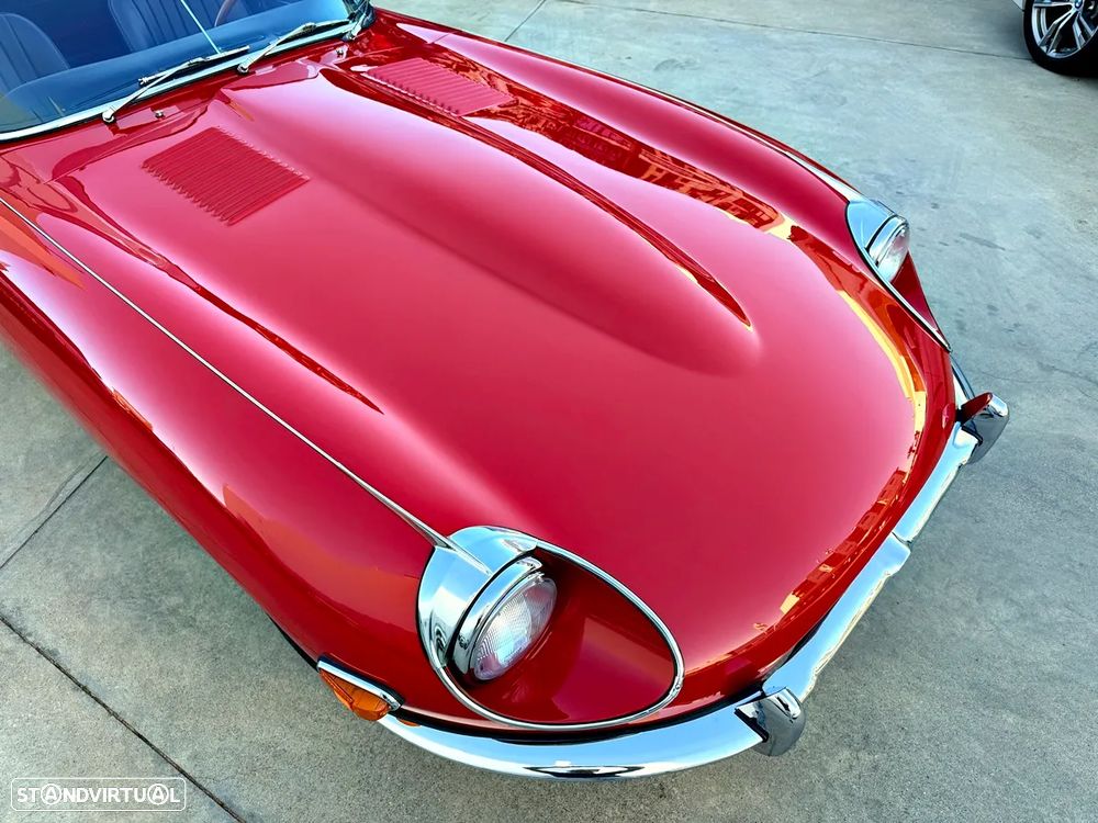 Jaguar E-Type - 38