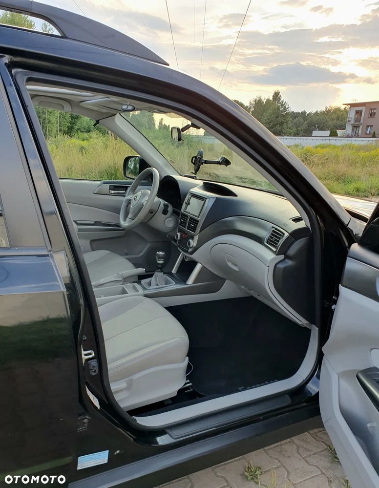 Subaru Forester 2.0D XE 000 - 7