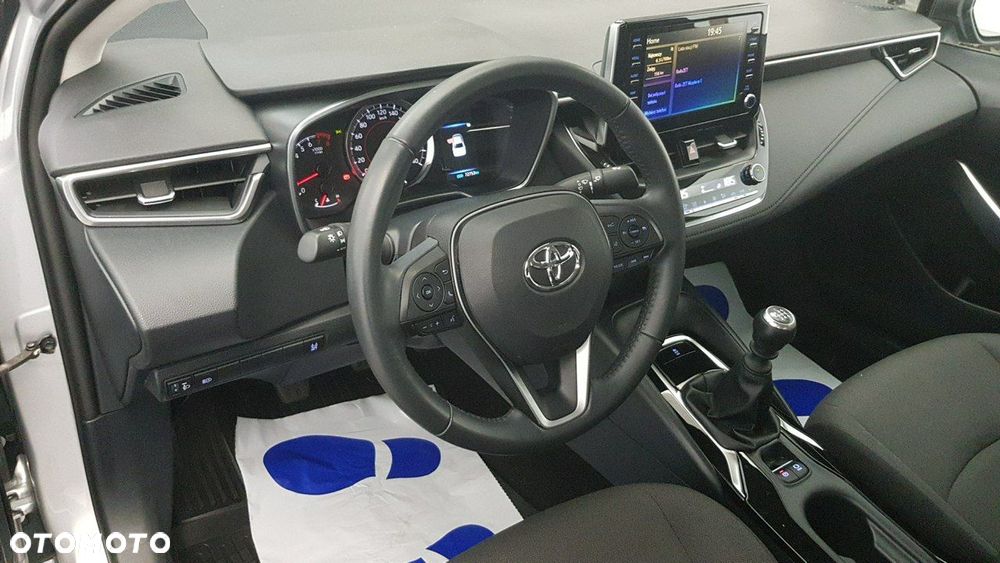 Toyota Corolla - 20