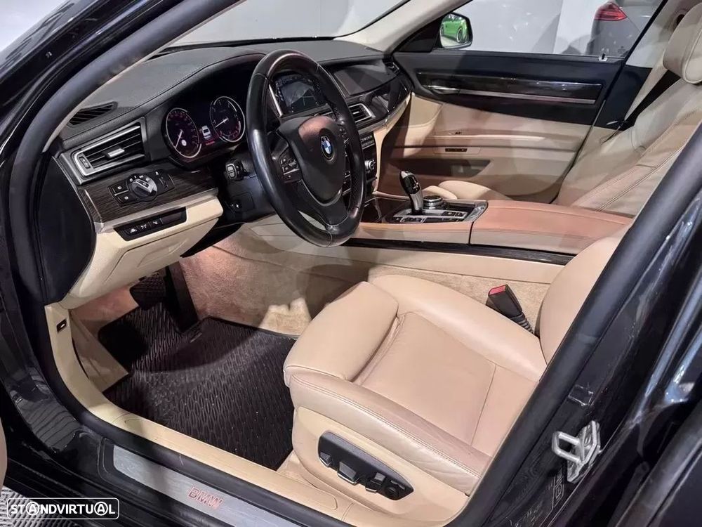 BMW 740 d - 46