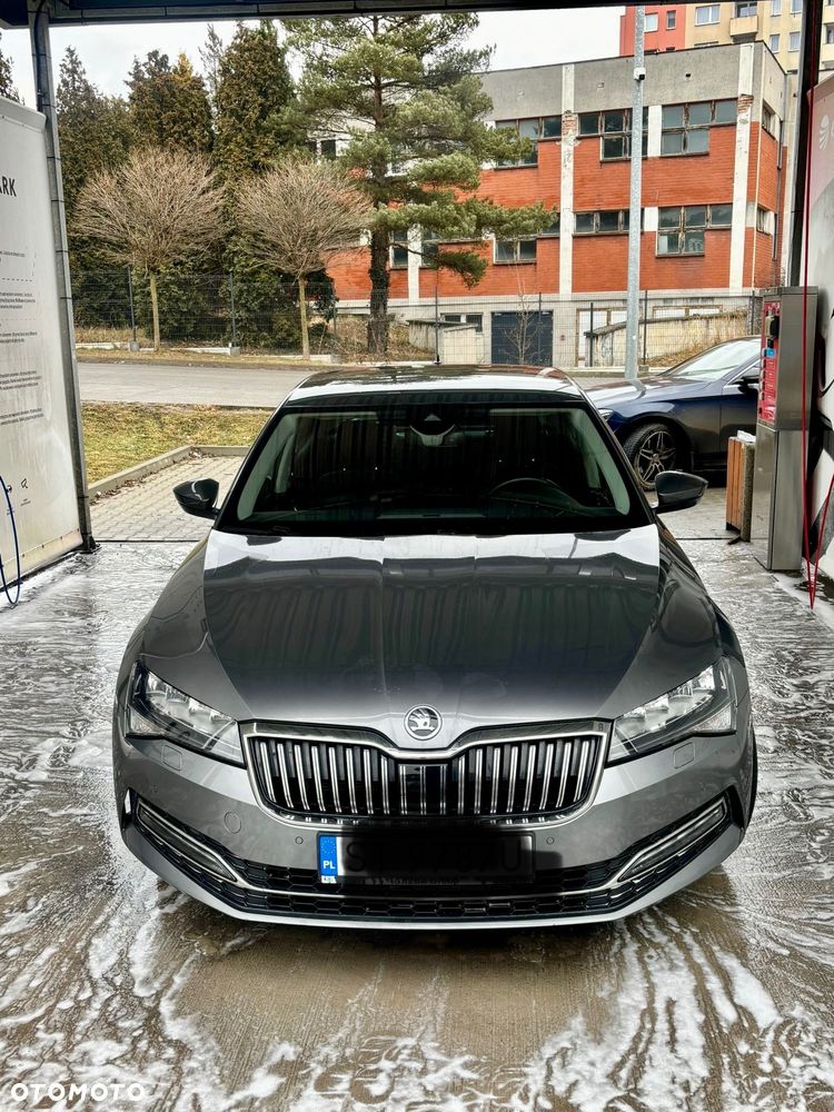 Skoda Superb 2.0 TDI SCR 4x4 Style DSG - 1