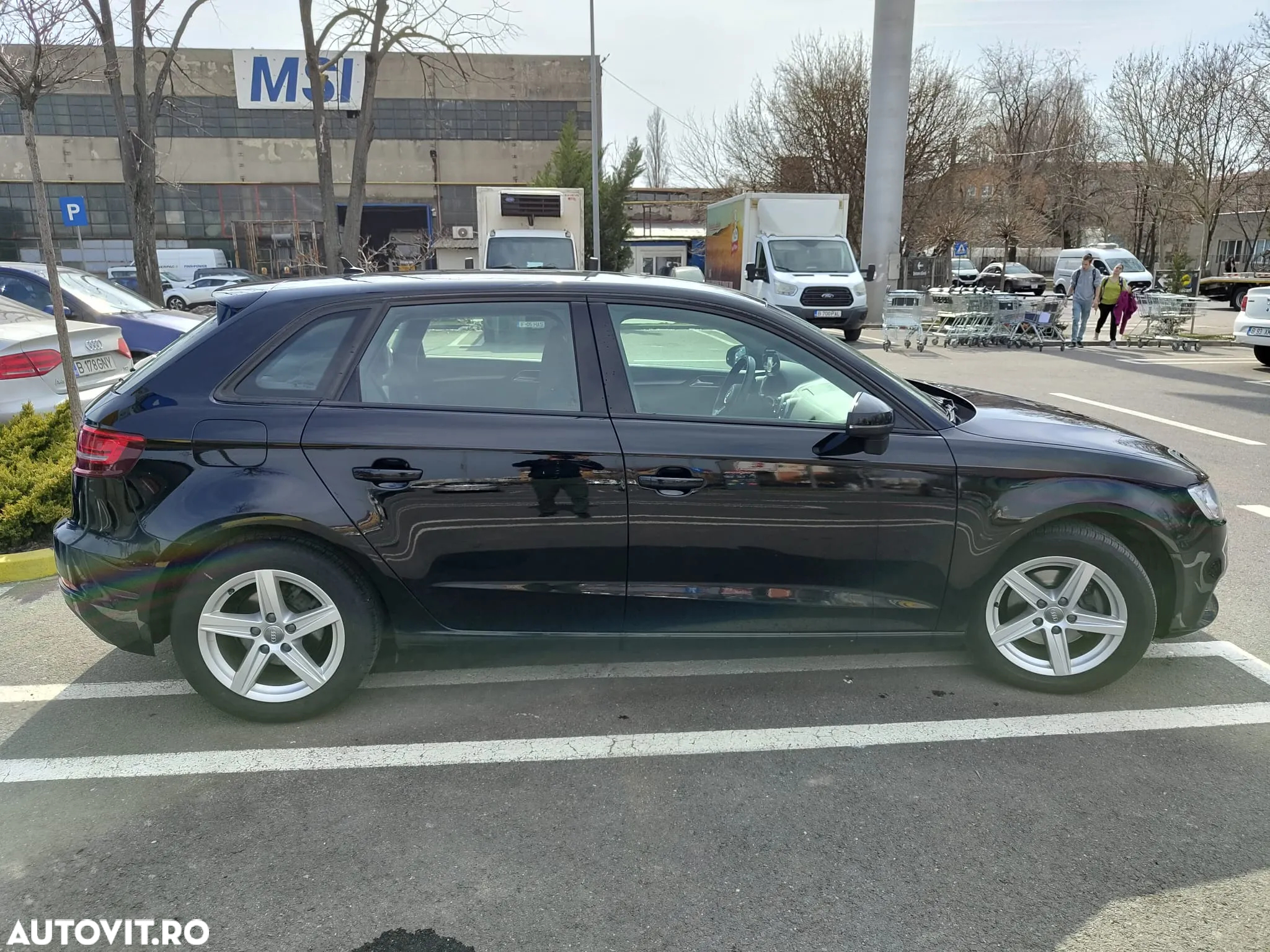 Audi A3 Sportback 1.6 TDI S tronic - 5