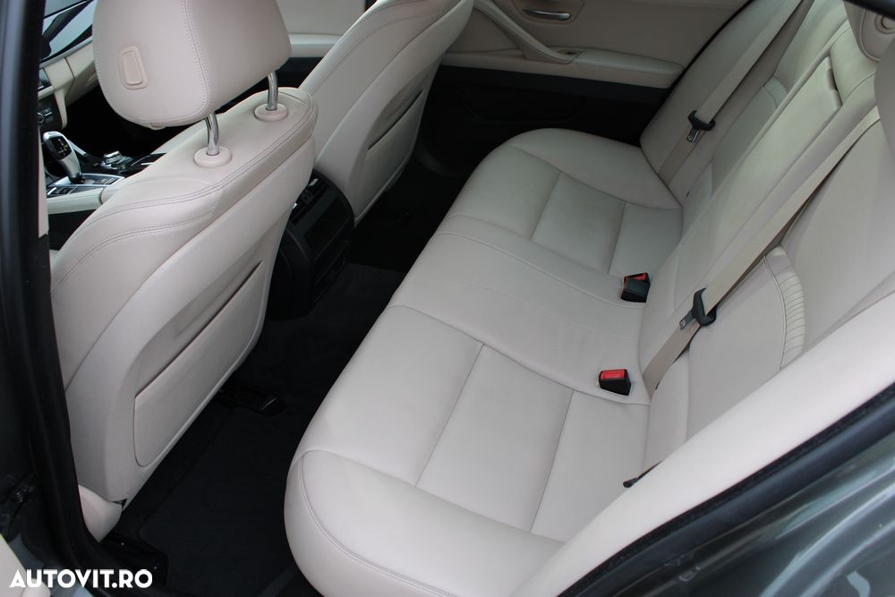 BMW Seria 5 520d Aut. - 15
